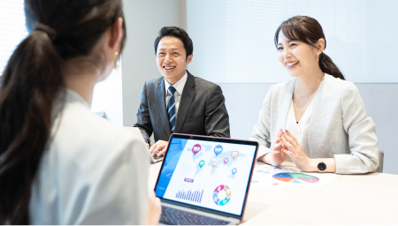 クラウドファンディング事業部